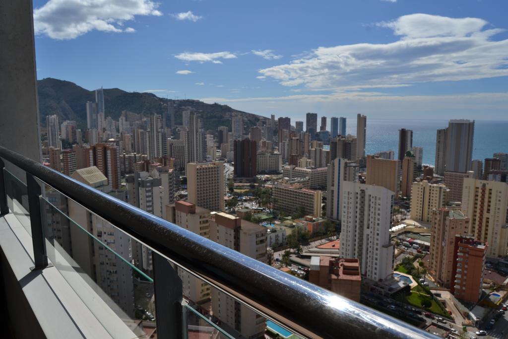 Apartamentos Con Terraza Torre D'Oboe By Renthas Benidorm Ngoại thất bức ảnh