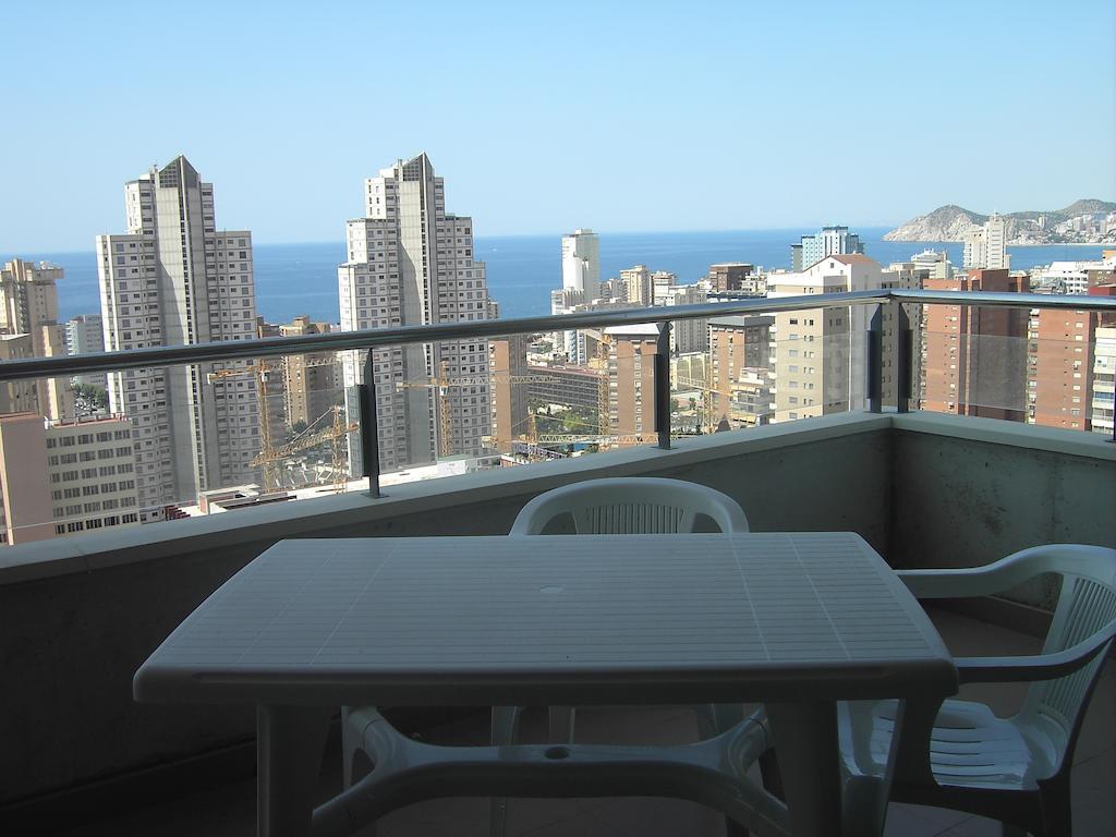 Apartamentos Con Terraza Torre D'Oboe By Renthas Benidorm Phòng bức ảnh