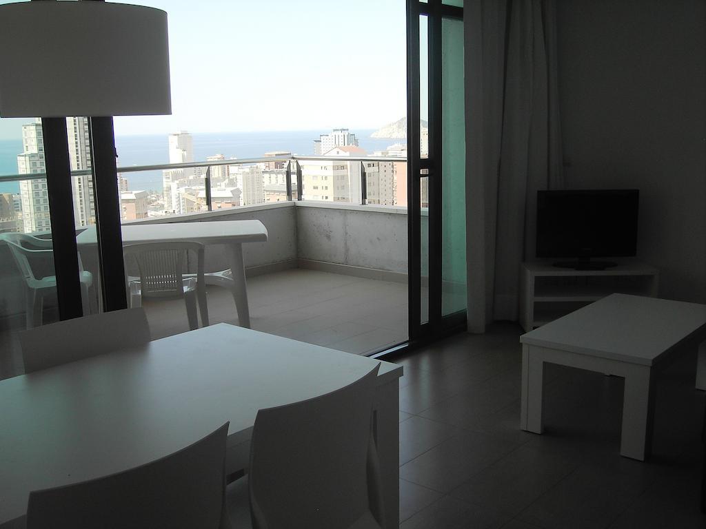 Apartamentos Con Terraza Torre D'Oboe By Renthas Benidorm Phòng bức ảnh